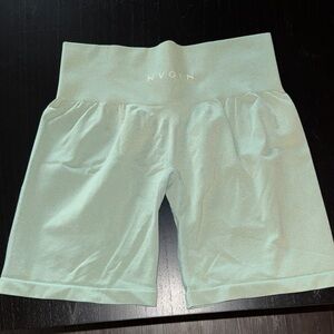 NVGTN Women's Light Green Bike Shorts